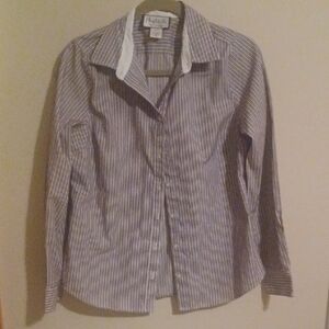 Mary McFadden Button Down Shirt Medium
